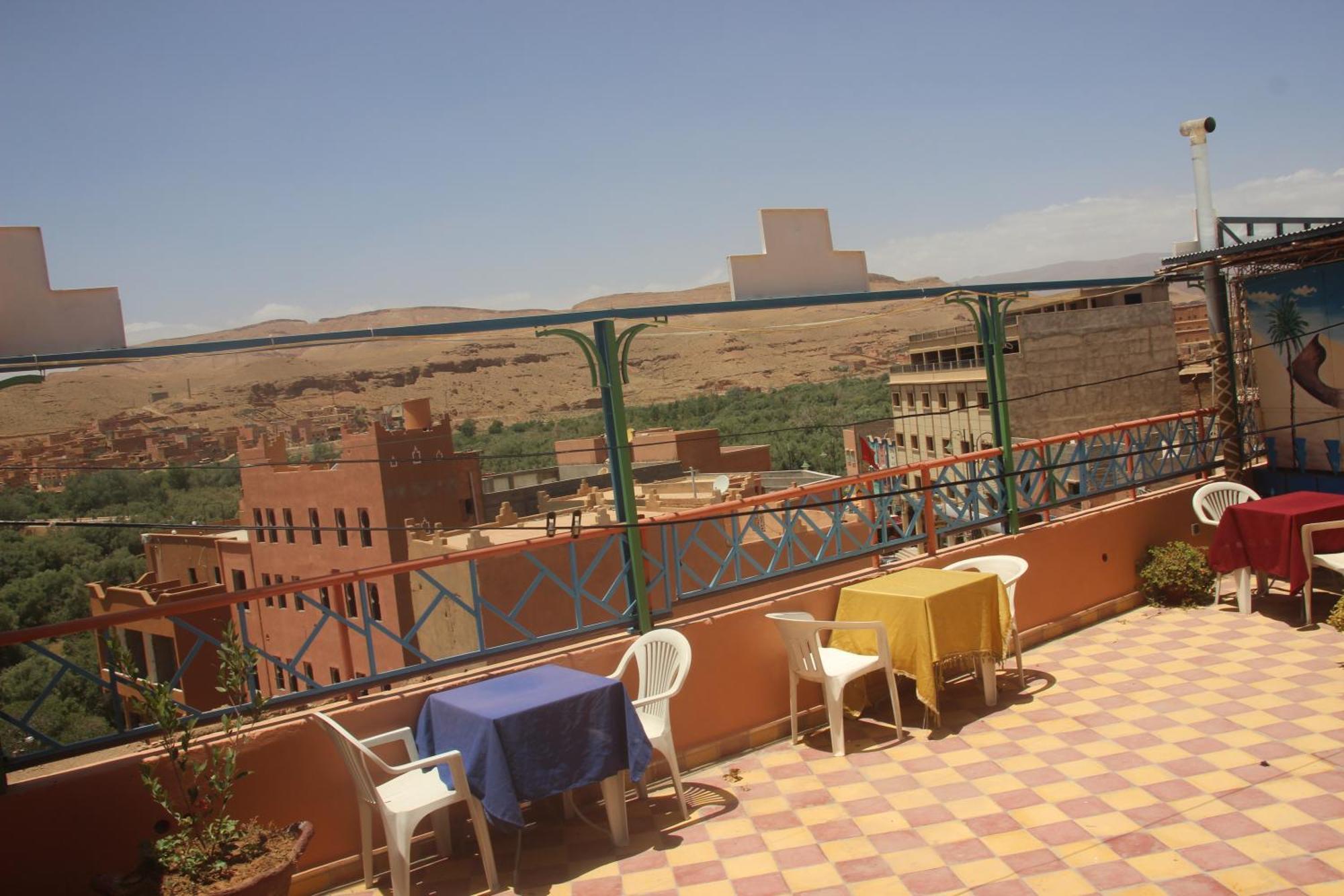 Auberge Restaurant Rooftop Tamazirt Boumalne Eksteriør billede
